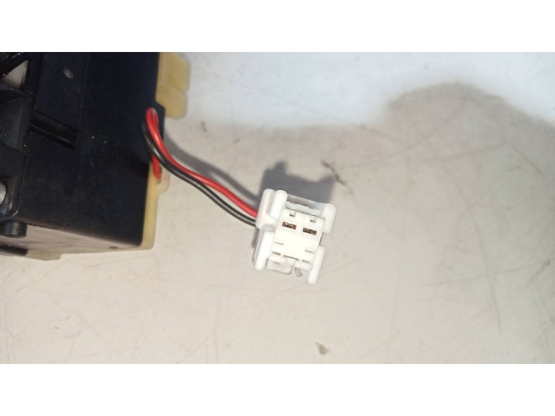 Recambio de mando luces para renault captur helly hansen referencia OEM IAM 255675887R  