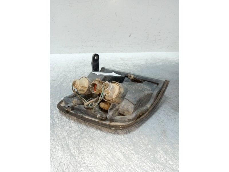 Recambio de piloto delantero izquierdo para isuzu trooper 3.0 dti cat referencia OEM IAM   