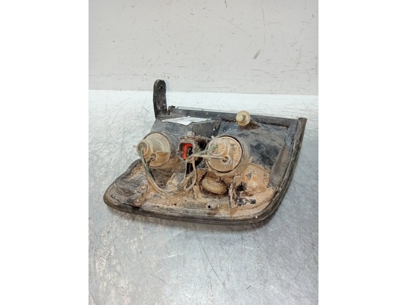 Recambio de piloto delantero izquierdo para isuzu trooper 3.0 dti cat referencia OEM IAM   