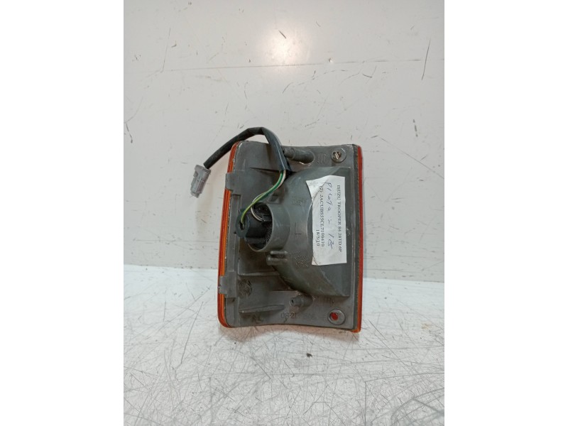 Recambio de piloto delantero izquierdo para isuzu trooper 2.8 turbodiesel referencia OEM IAM   