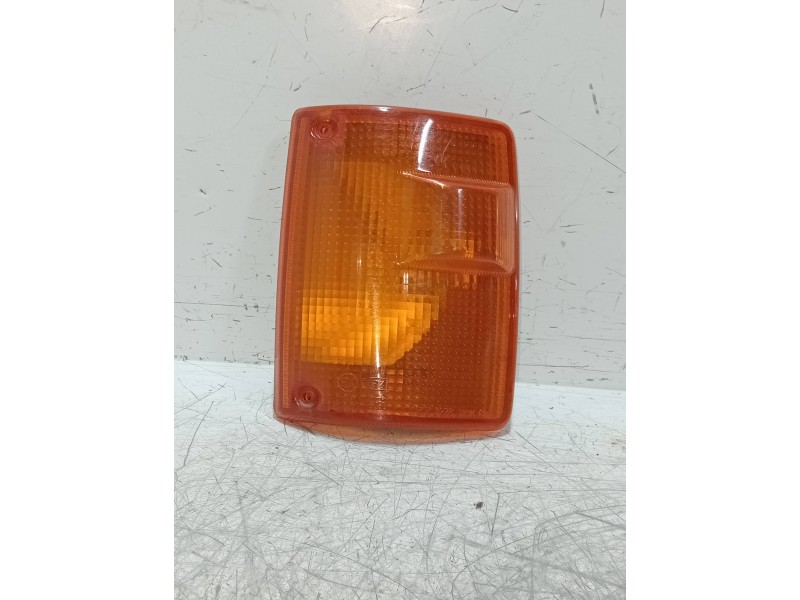 Recambio de piloto delantero izquierdo para isuzu trooper referencia OEM IAM   