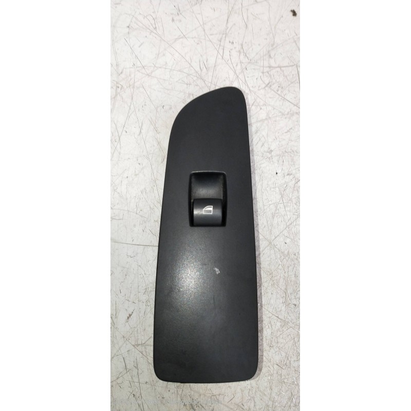 Recambio de mando elevalunas delantero derecho para bmw serie 1 berlina (e81/e87) 120d referencia OEM IAM 9162997 15939966 3P