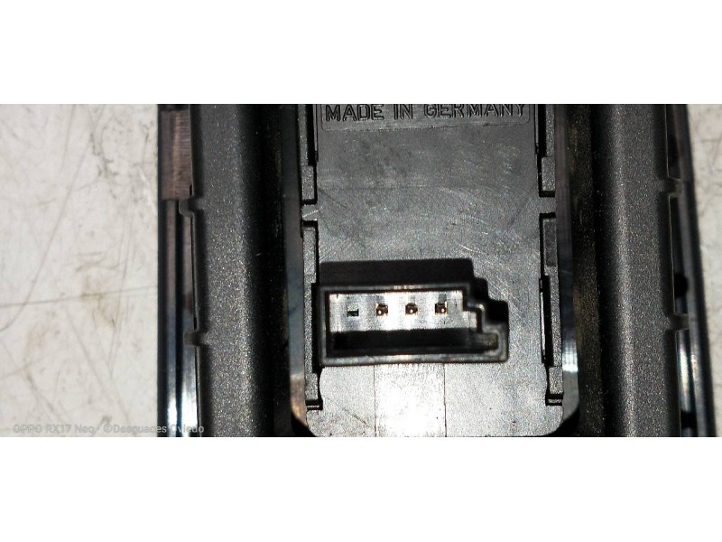 Recambio de mando elevalunas delantero derecho para bmw serie 1 berlina (e81/e87) 120d referencia OEM IAM 9162997 15939966 3P