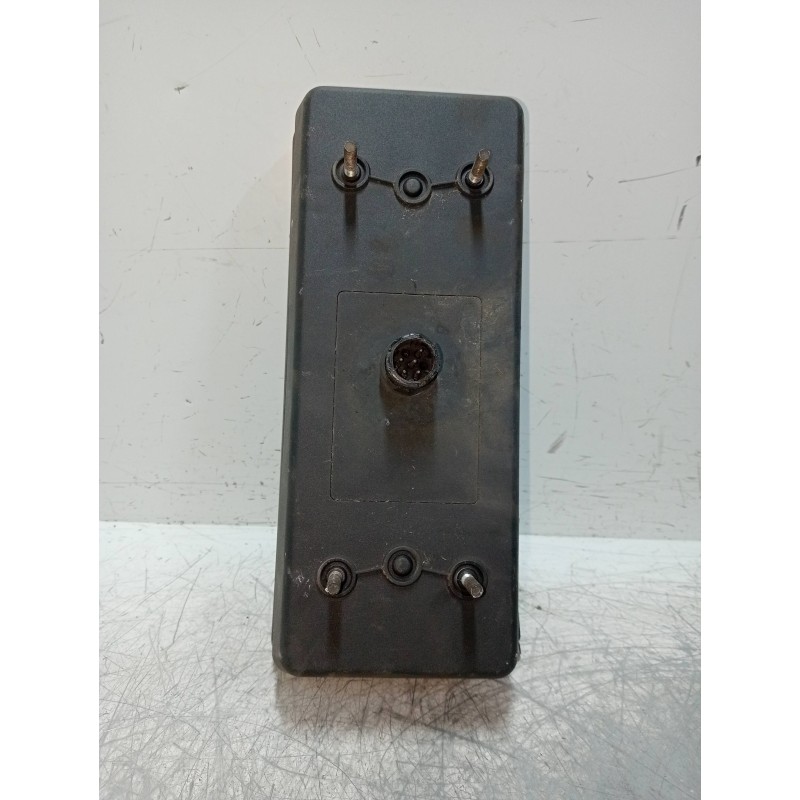 Recambio de piloto trasero derecho para iveco daily caja cerrada (1999 =>) 29 - l 11 caja cerrada referencia OEM IAM    Recambio de piloto trasero derecho para iveco daily caja cerrada (1999 =>) 29 - l 11 caja cerrada referencia OEM IAM