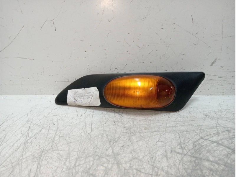 Recambio de piloto lateral izquierdo para iveco daily caja cerrada (1999 =>) 2.8 diesel cat referencia OEM IAM   