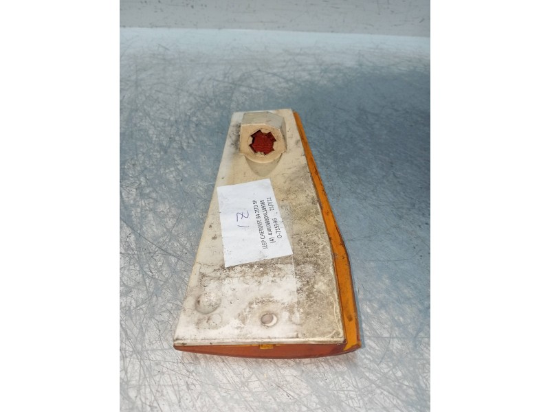 Recambio de piloto delantero izquierdo para jeep cherokee (xj) 2.1 td referencia OEM IAM INTERMITENTE  INFERIOR