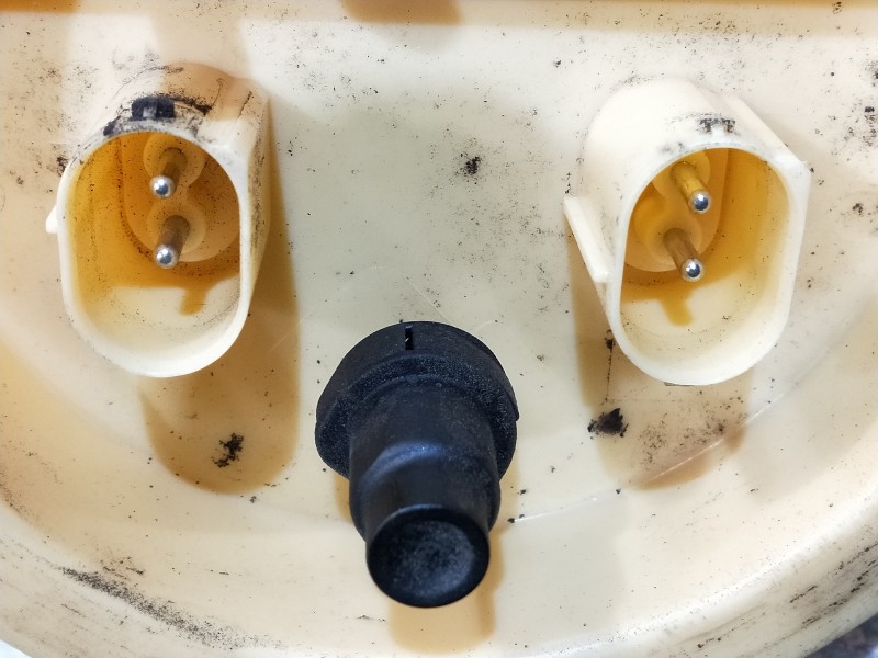 Recambio de bomba combustible para bmw serie 1 berlina (e81/e87) 120d referencia OEM IAM 705656170  