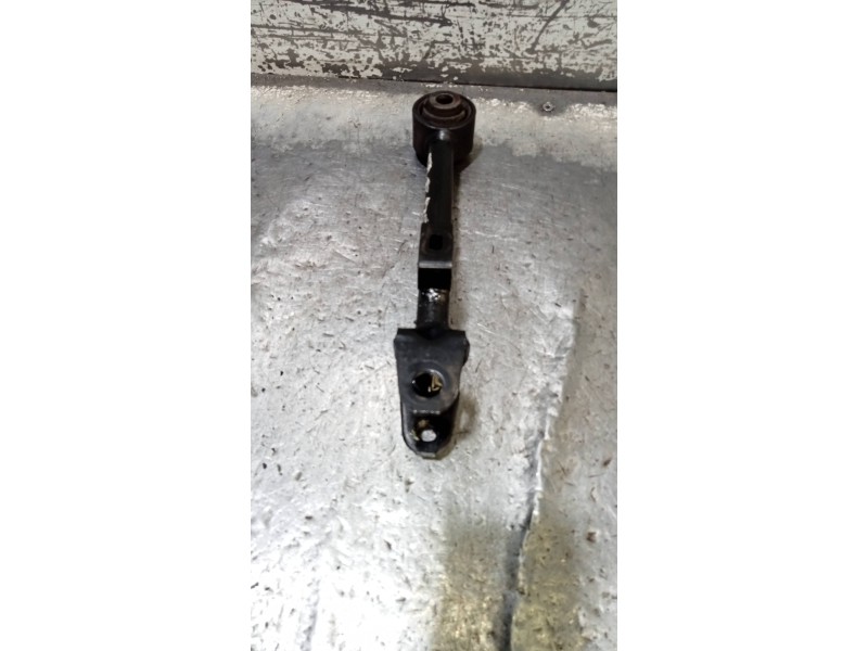 Recambio de brazo suspension superior trasero derecho para honda cr-v (re) comfort referencia OEM IAM   