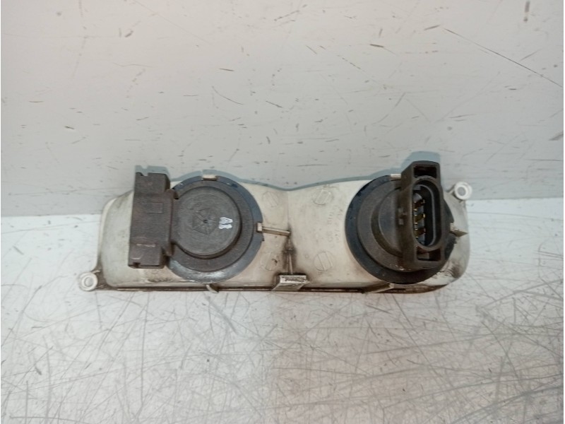 Recambio de piloto delantero derecho para jeep cherokee (j) 2.5 td referencia OEM IAM   