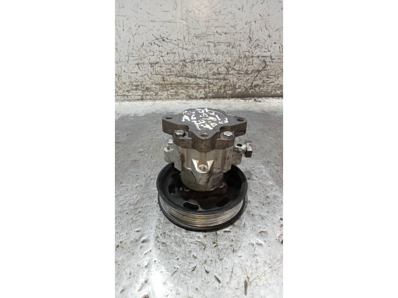 Recambio de bomba direccion para audi a6 berlina (4f2) 2.0 tdi referencia OEM IAM 4F0145155E 7692955200 