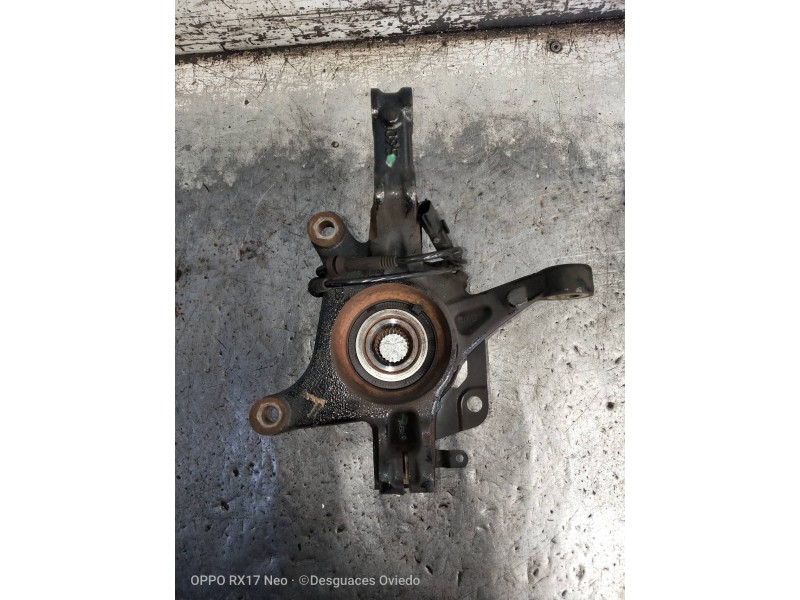 Recambio de mangueta delantera derecha para renault captur helly hansen referencia OEM IAM   