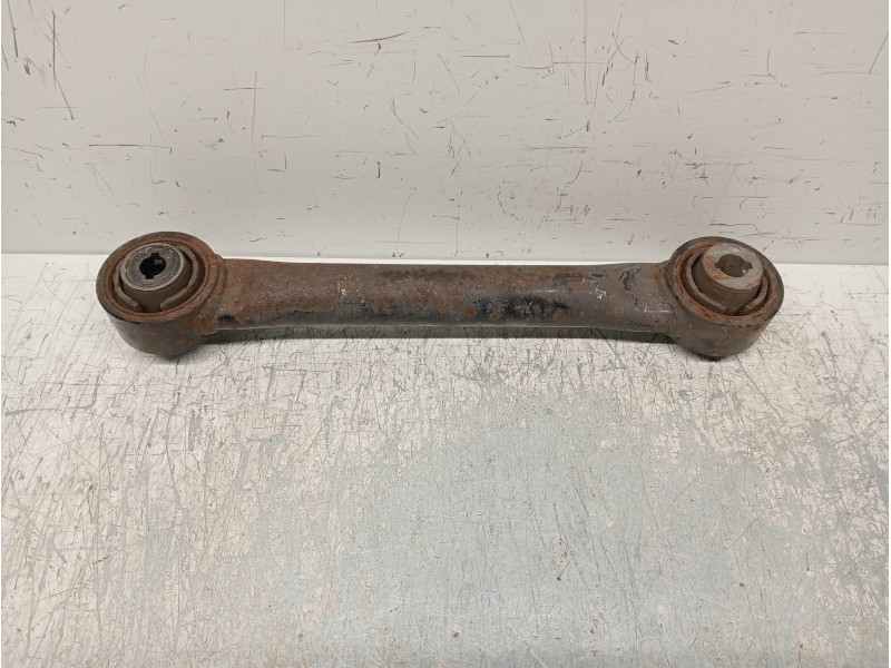 Recambio de brazo suspension superior trasero izquierdo para ford mondeo lim. trend referencia OEM IAM DG9C5K898AXE  