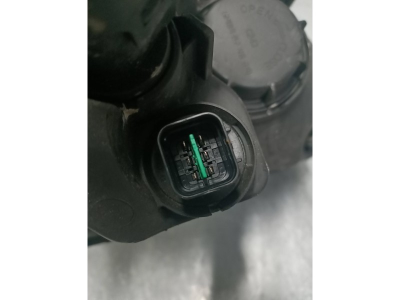 Recambio de faro izquierdo para kia carens (un) 2.0 crdi referencia OEM IAM   LUPA