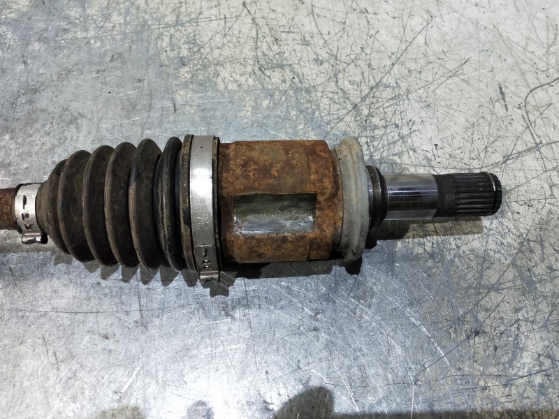 Recambio de transmision trasera derecha para jeep compass sport referencia OEM IAM   