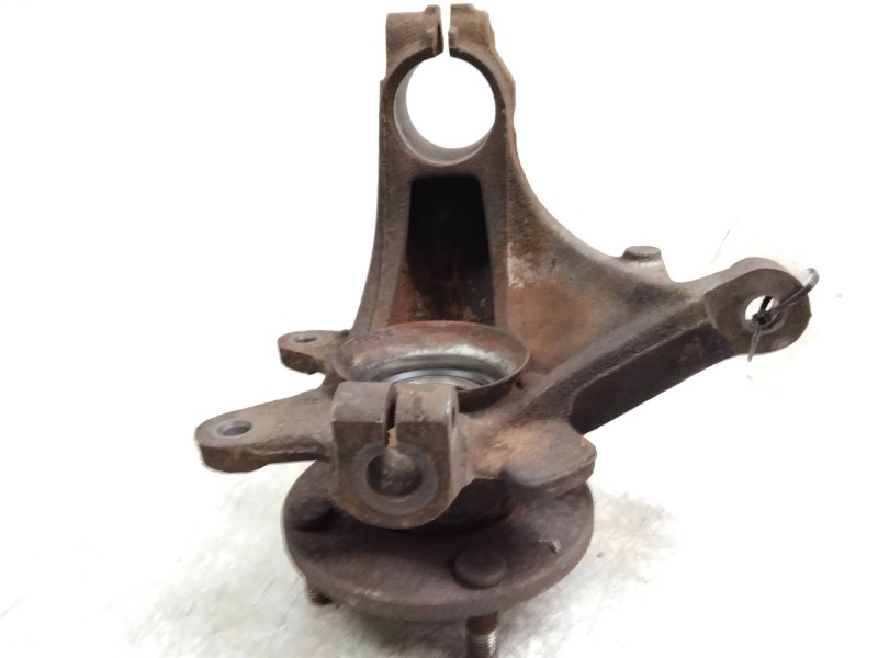 Recambio de mangueta delantera derecha para ford escort berlina/turnier 1.3 cat referencia OEM IAM   