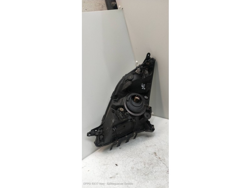 Recambio de faro derecho para toyota prius (nhw20) basis referencia OEM IAM   