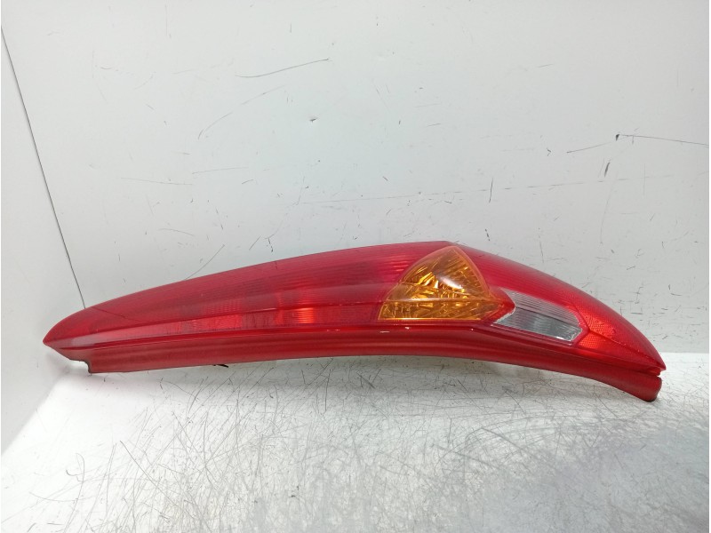 Recambio de piloto trasero derecho para fiat punto berlina (188) 1.2 16v cat referencia OEM IAM   