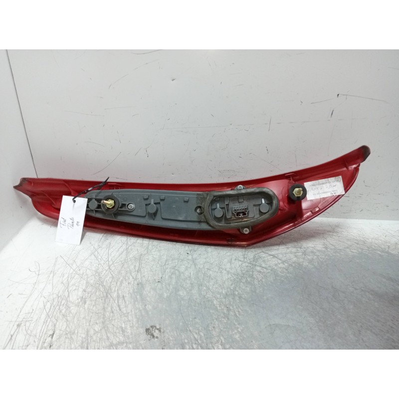 Recambio de piloto trasero derecho para fiat punto berlina (188) 1.2 16v cat referencia OEM IAM   
