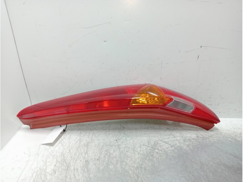 Recambio de piloto trasero derecho para fiat punto berlina (188) 1.2 cat referencia OEM IAM   