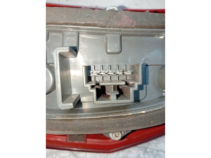 Recambio de piloto trasero derecho para fiat punto berlina (188) 1.2 cat referencia OEM IAM   