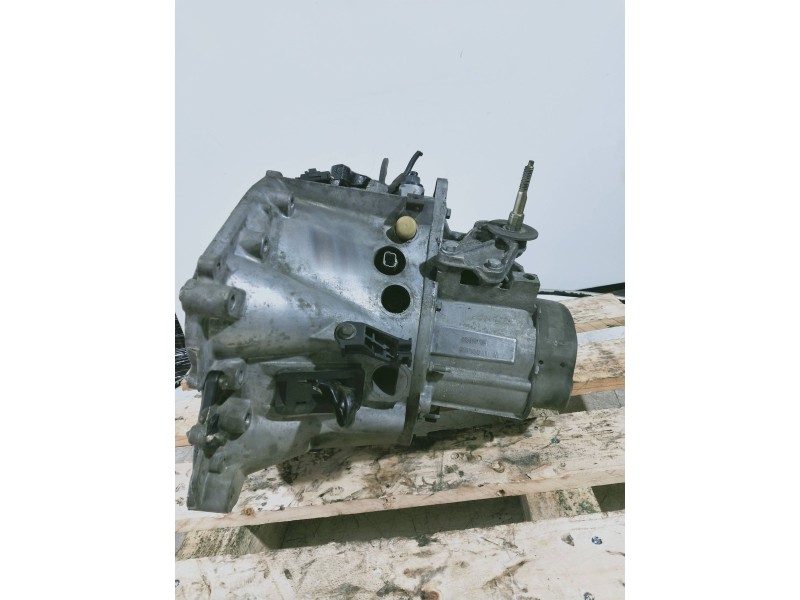 Recambio de caja cambios para citroen c4 berlina exclusive referencia OEM IAM 20DP16 0312011A 5V