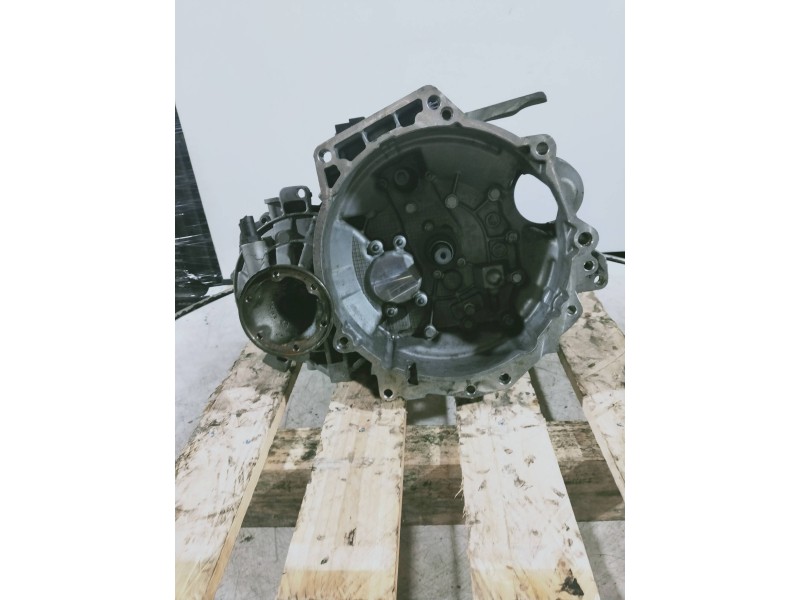 Recambio de caja cambios para volkswagen polo (6r1) advance referencia OEM IAM KFK 03089 1412 763 5V