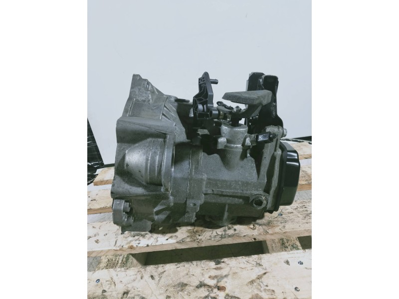 Recambio de caja cambios para volkswagen polo (6r1) advance referencia OEM IAM KFK 03089 1412 763 5V