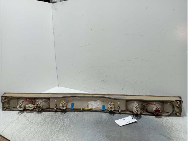 Recambio de piloto trasero central para alfa romeo 164 referencia OEM IAM   