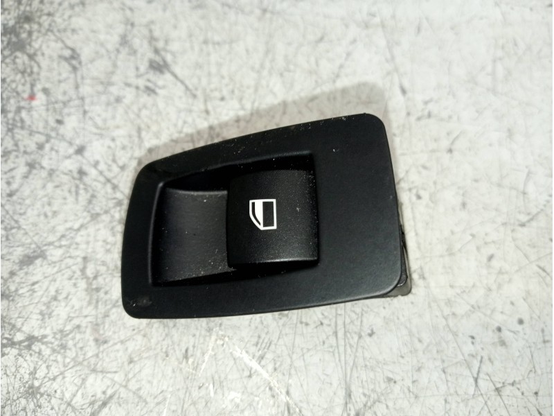 Recambio de mando elevalunas delantero derecho para bmw serie 3 coupe (e92) 320d referencia OEM IAM 6945874 15939900 2P