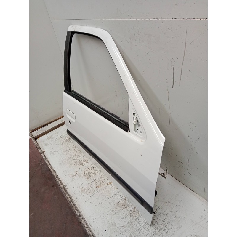 Recambio de puerta delantera derecha para peugeot 306 berlina 3/5 puertas (s1) style dt referencia OEM IAM   5P