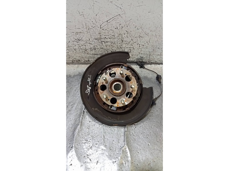 Recambio de mangueta trasera derecha para honda cr-v (re) comfort referencia OEM IAM   