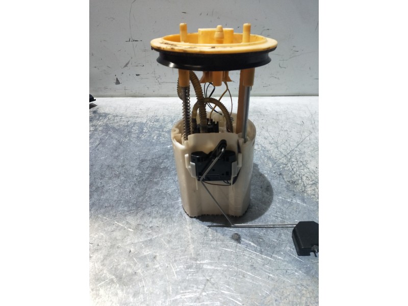 Recambio de bomba combustible para volkswagen passat variant (365) advance bluemotion referencia OEM IAM 3AA919050H A2C84961400 