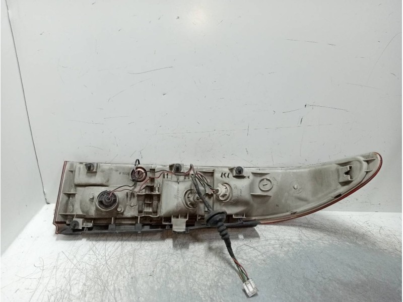 Recambio de piloto trasero derecho para ford probe 2.5 v6 24v cat referencia OEM IAM   