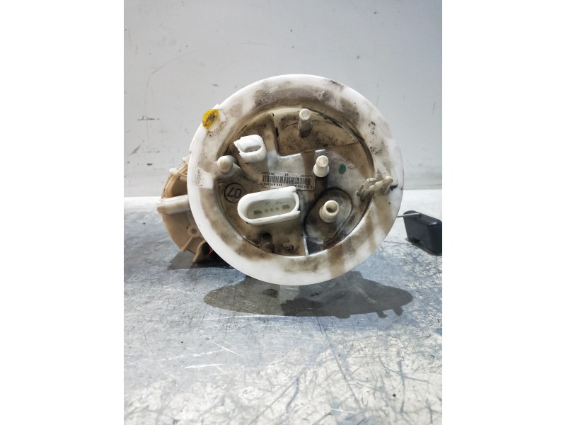 Recambio de bomba combustible para audi a5 coupe (8t) 3.0 tdi quattro referencia OEM IAM 8K0919050D 0580205005 