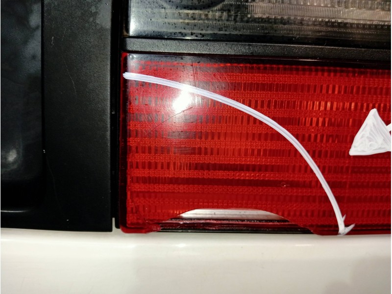 Recambio de tapa maletero para volkswagen vento (1h2) gl referencia OEM IAM   