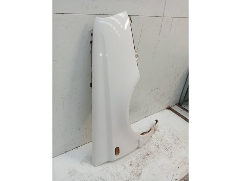 Recambio de aleta delantera derecha para volkswagen vento (1h2) gl referencia OEM IAM   