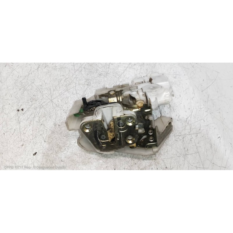 Recambio de motor cierre centralizado trasero izquierdo para subaru legacy familiar/outback b13 (bp) 2.5 sw referencia OEM IAM  