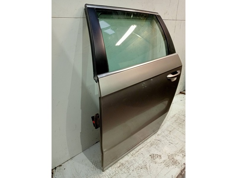 Recambio de puerta trasera izquierda para volkswagen passat variant (365) advance bluemotion referencia OEM IAM   5P