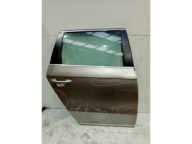 Recambio de puerta trasera derecha para volkswagen passat variant (365) advance bluemotion referencia OEM IAM   5P