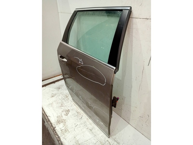 Recambio de puerta trasera derecha para volkswagen passat variant (365) advance bluemotion referencia OEM IAM   5P