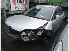 citroen c4 berlina del año 2005