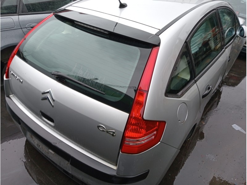 citroen c4 berlina del año 2005