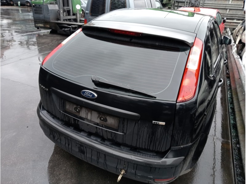 ford focus berlina (cap) del año 2006