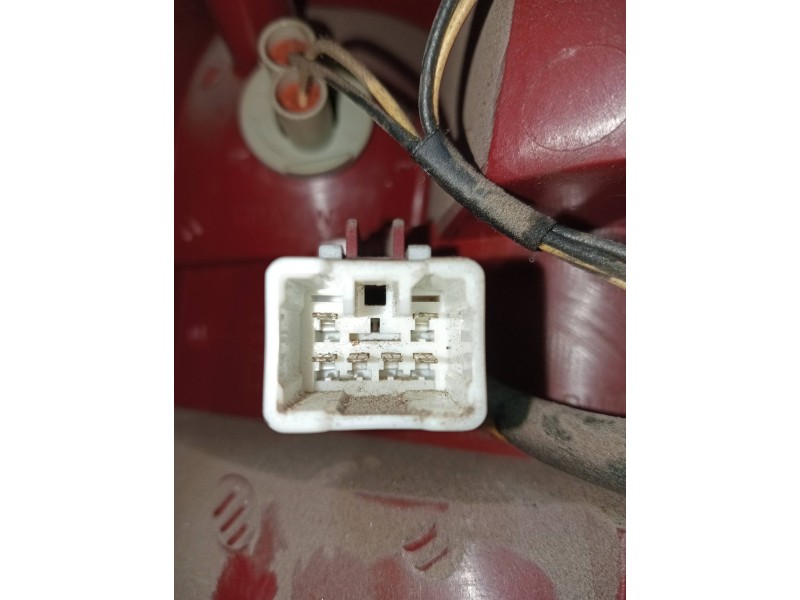 Recambio de piloto trasero izquierdo para kia cerato 2.0 turbodiesel cat referencia OEM IAM   