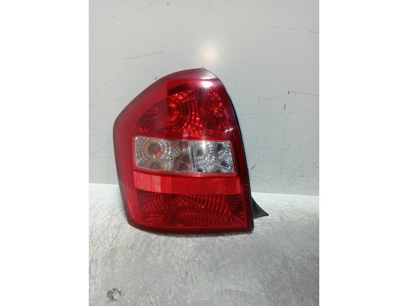 Recambio de piloto trasero izquierdo para kia cerato 2.0 turbodiesel cat referencia OEM IAM   