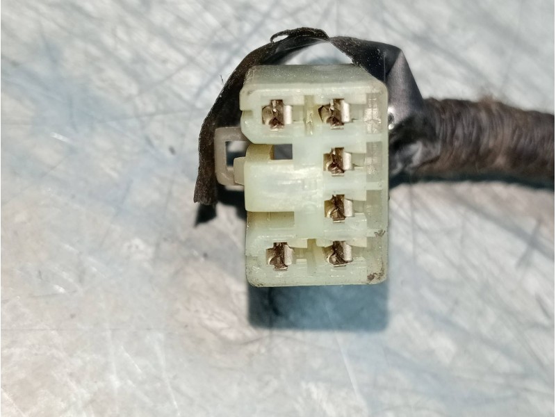 Recambio de piloto trasero derecho para kia clarus 2.0 cat referencia OEM IAM   