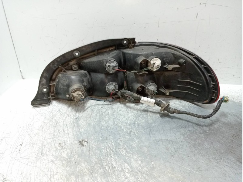 Recambio de piloto trasero izquierdo para kia clarus 2.0 cat referencia OEM IAM   