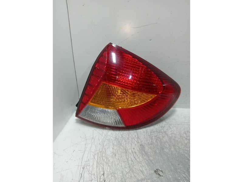 Recambio de piloto trasero derecho para kia rio 1.5 cat referencia OEM IAM   