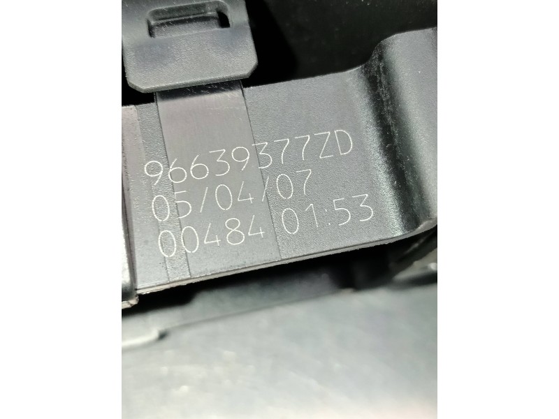 Recambio de mando elevalunas delantero derecho para citroen c4 grand picasso exclusive referencia OEM IAM 96639377ZD 00484 