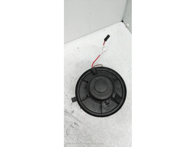 Recambio de motor calefaccion para volkswagen vento (1h2) gl referencia OEM IAM 1H1819021 LG73A30 51780